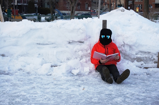 Photo de l oeuvre:Peacefully reading