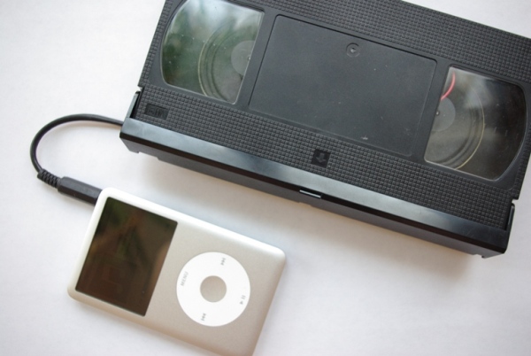 Photo de l oeuvre:VCR speaker
